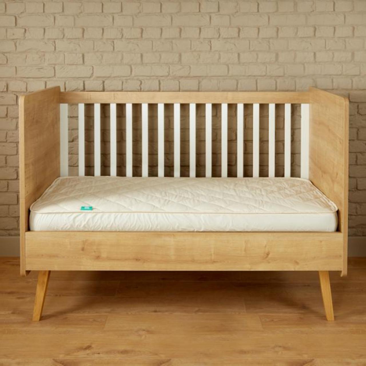 Mattress Protector 100 hypoallergenic and natural Cot Bed Size